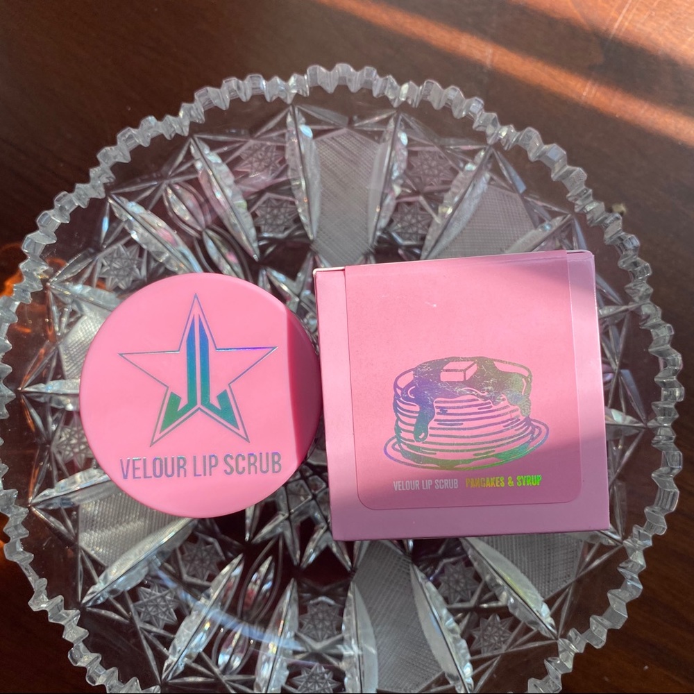 Jeffree Star Pancakes and Syrup Lip Scrub LE